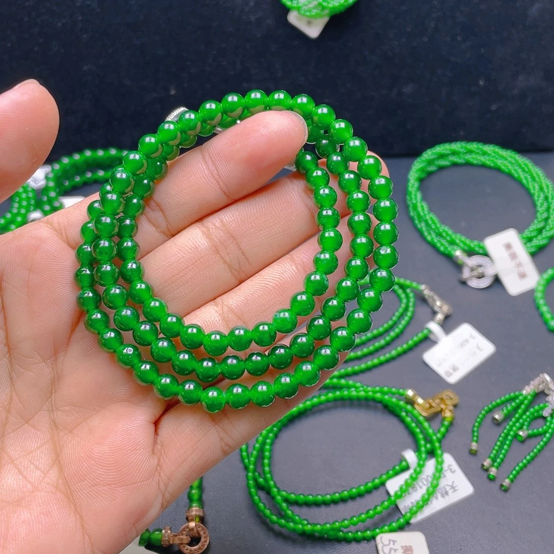 颈饰未镶嵌翡翠?**子A货卡6