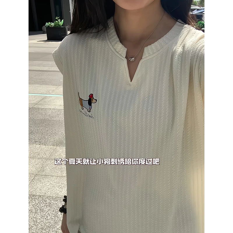 肌理感腊肠狗刺绣白色v领背心男夏季冰丝速干坎肩无袖t恤运动汗衫