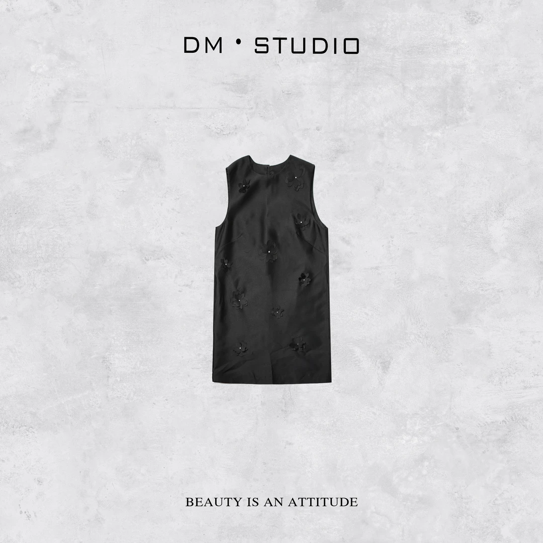 DEDM•STUDIO/小众气质静奢风立体钉花无袖连衣裙2503LYQ/QL35240