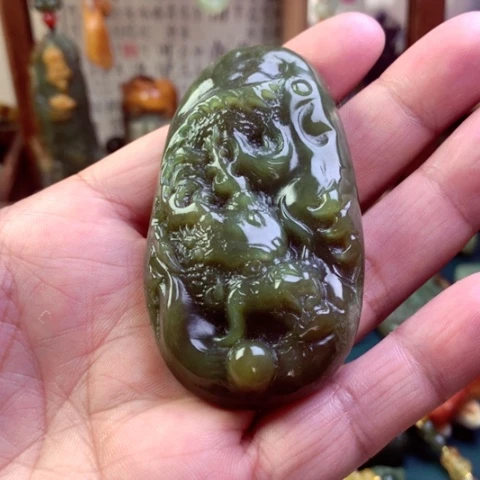 和田玉颈饰未镶嵌