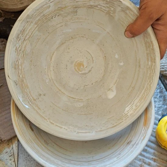 库存微瑕刷釉大碗两个