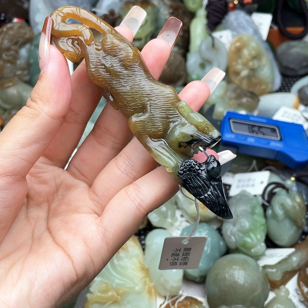 未镶嵌和田玉挂件