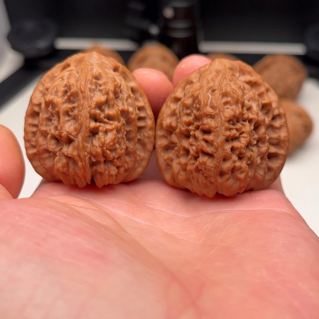 把件核桃40 全家福三角疆