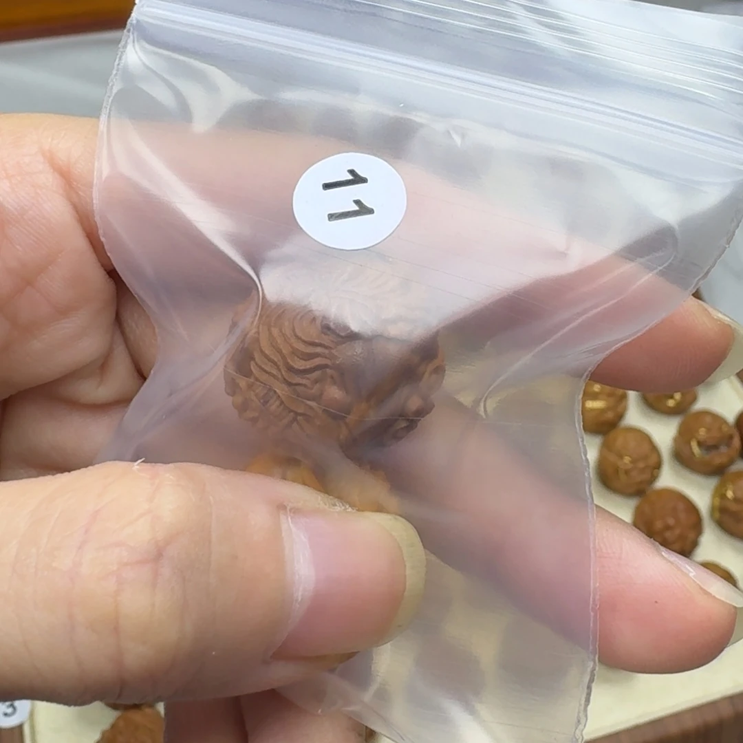 西***郎吊坠猴头核桃关公  11