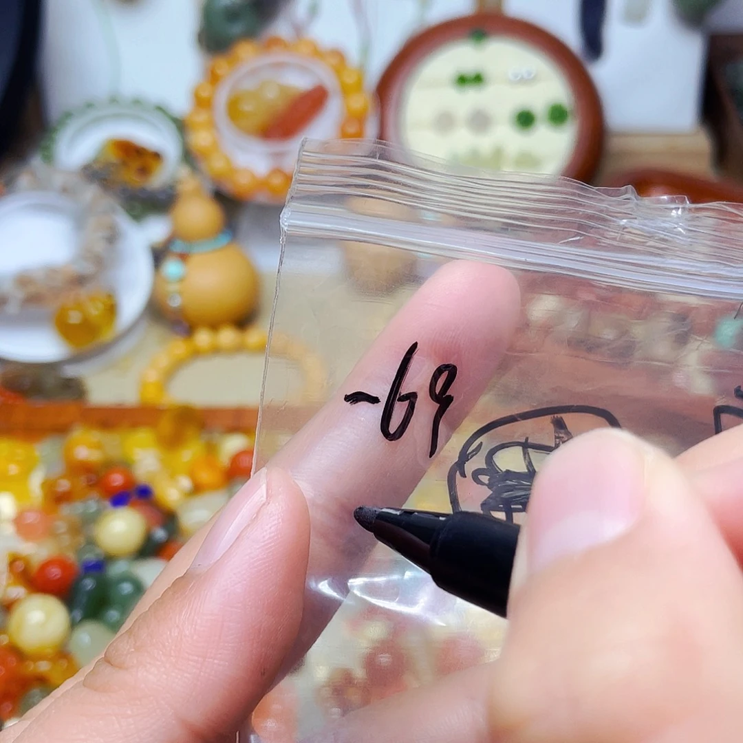 和田玉挂件未镶嵌南**开订制