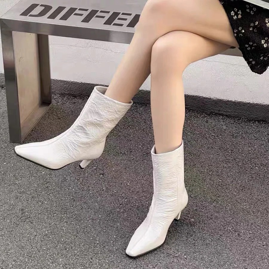 轩美诗2825年冬季时尚短靴粗跟靴中筒