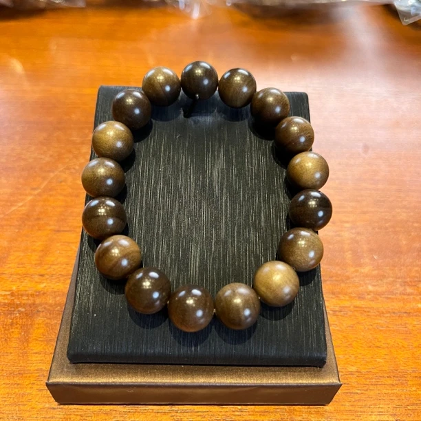 横纹阴沉老山檀手串