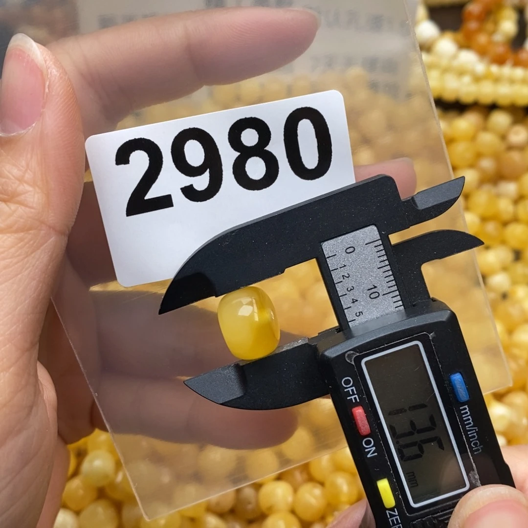 蜜蜡珠宝奇石未镶嵌