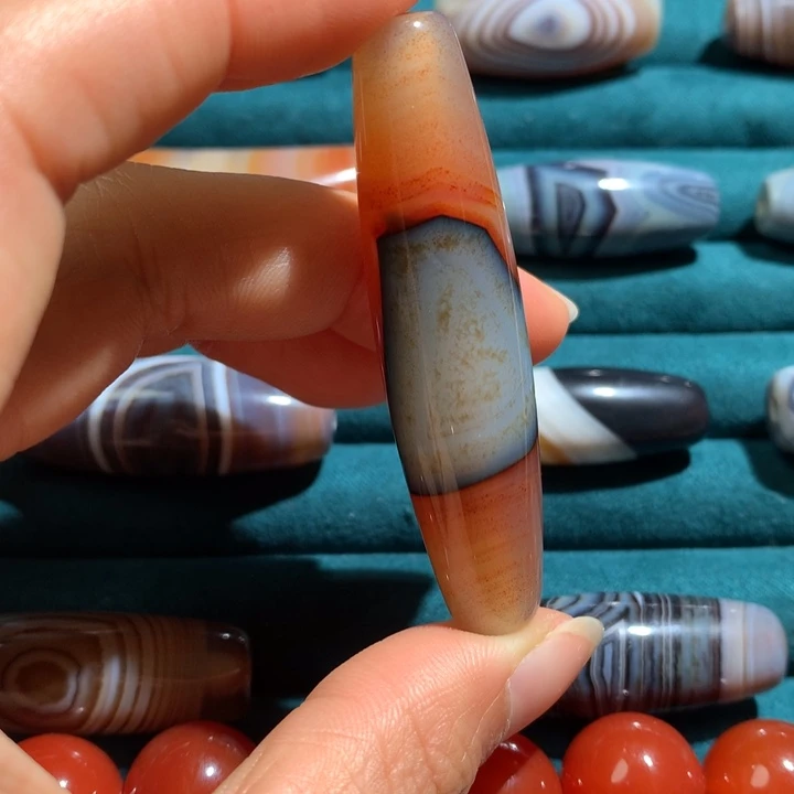 未镶嵌玛瑙/玉髓珠宝奇石