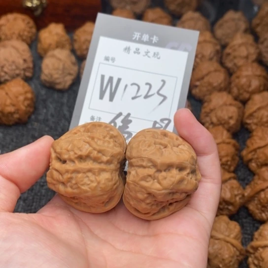 吊坠桃核我是第一百39