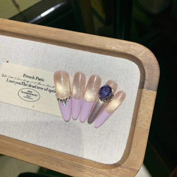 【紫晶】纯手工穿戴甲粉色甜美少女感可爱显白光疗美甲成品