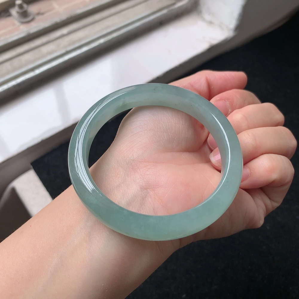 1521号 缅甸天然A货翡翠手镯57圈口冰润满绿正装手镯