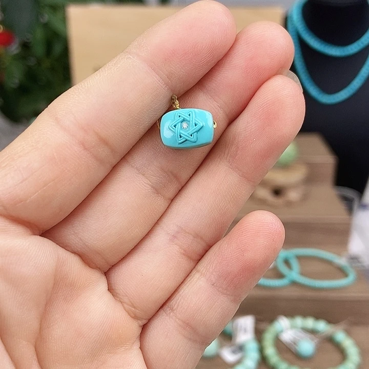 未镶嵌绿松石珠宝奇石