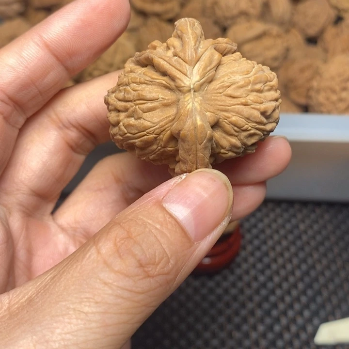 z***x吊坠文玩核桃文玩核桃异形单只