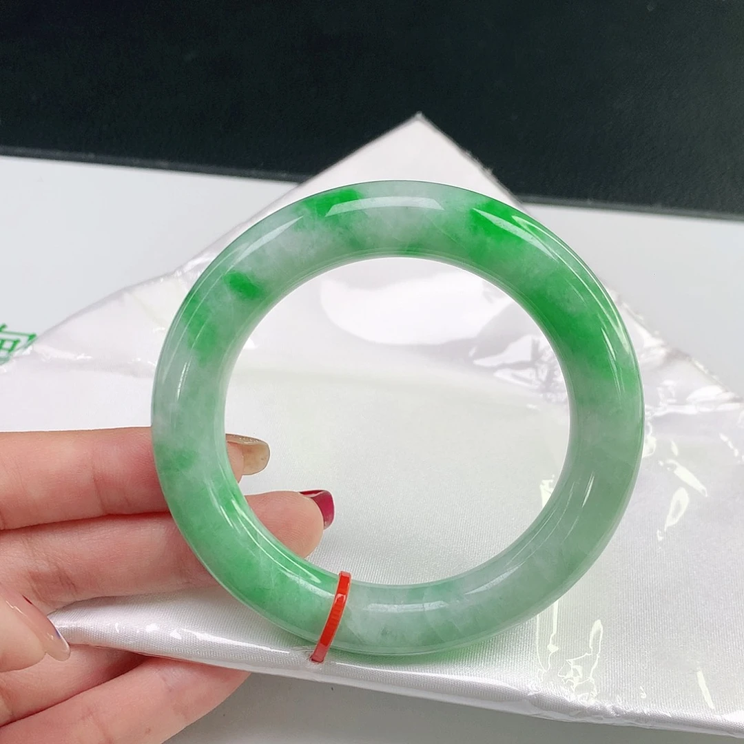 未镶嵌手镯翡翠825