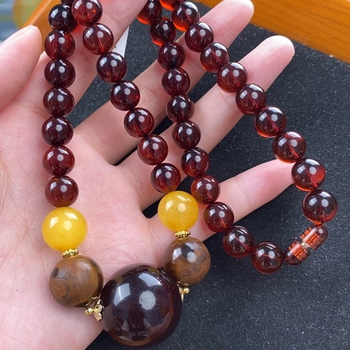 未镶嵌琥珀珠宝奇石