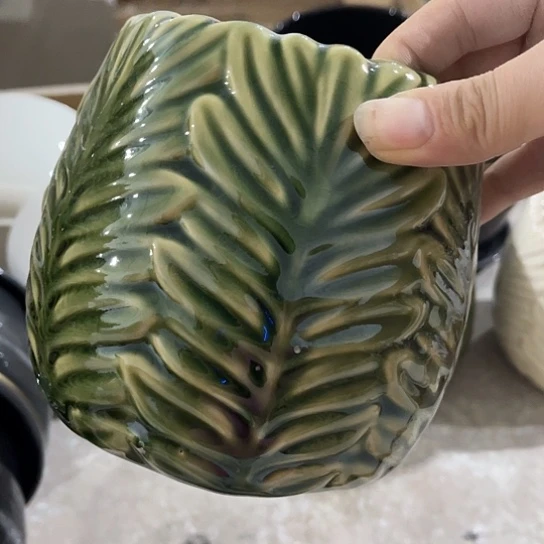 多肉绿植陶瓷花盆9.9包邮，有孔，微瑕