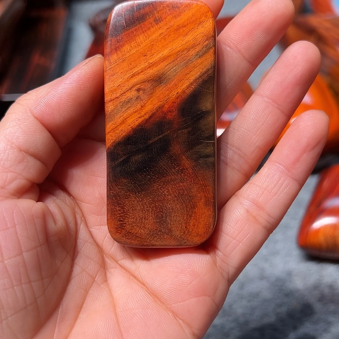 m***⑧交趾黄檀（大红酸枝）