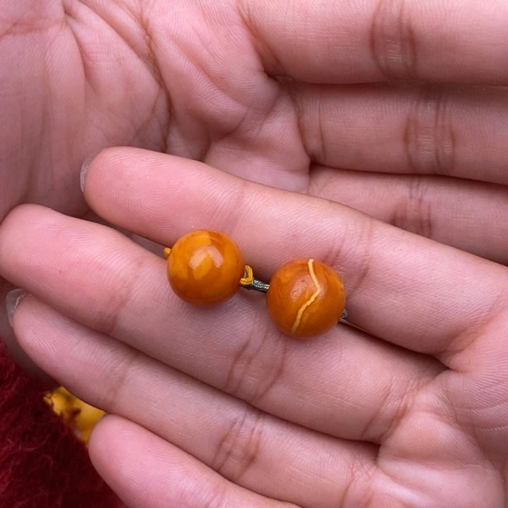 丽***夫琥珀未镶嵌裸石蜜蜡L