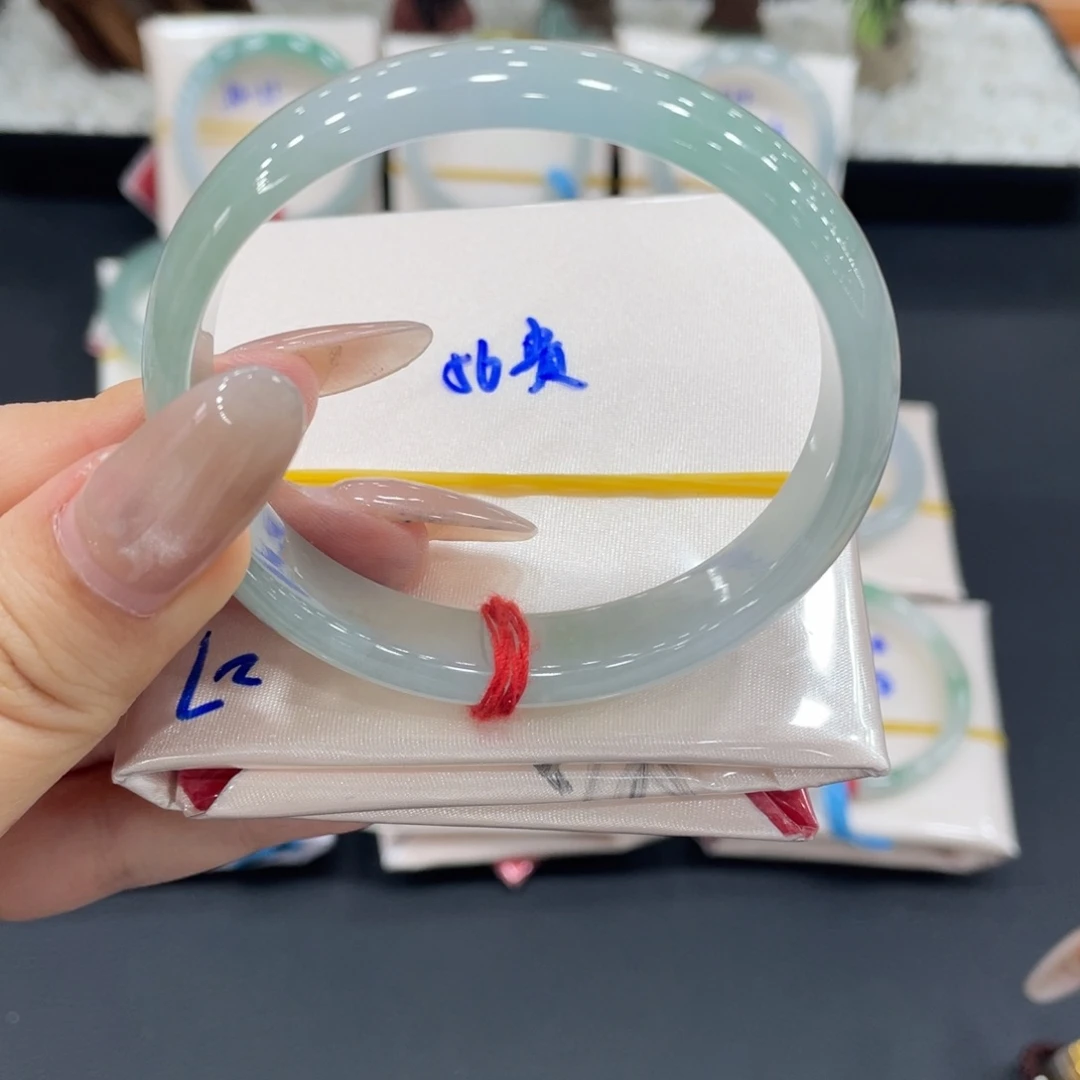 未镶嵌手镯翡翠缅甸天然翡翠手镯