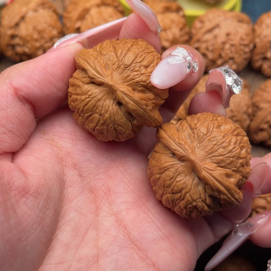 把件文玩核桃全品毕业满肉乾隆磨37，肚边同尺