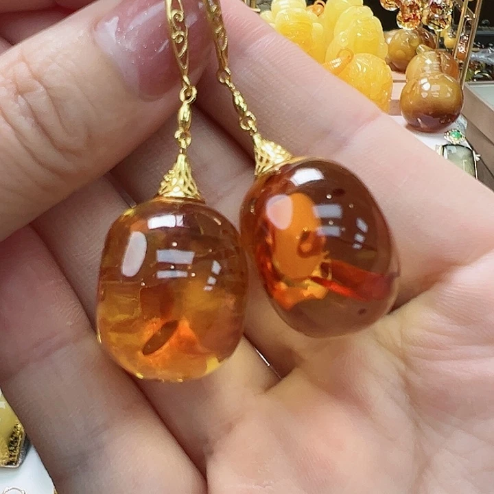 琥珀未镶嵌珠宝奇石