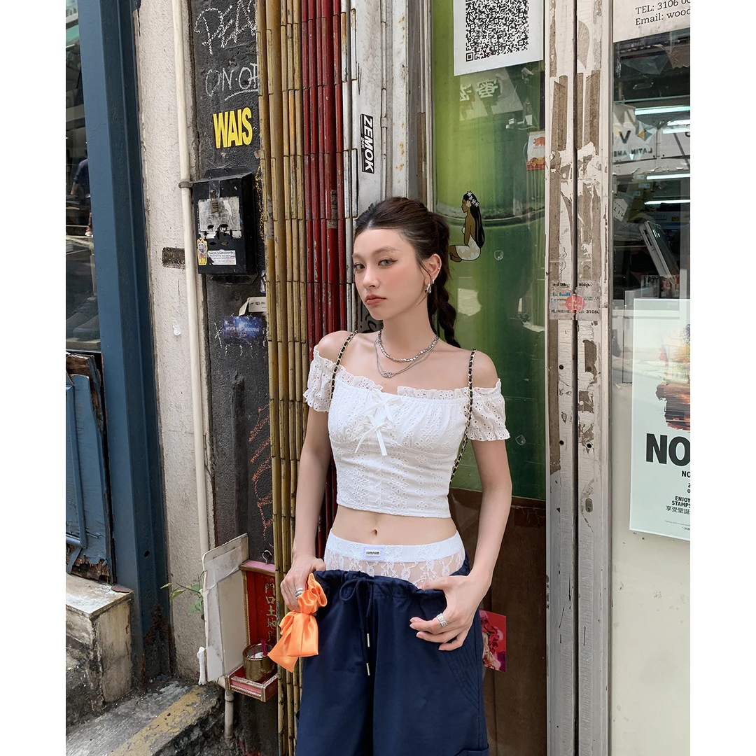 【妮式甜辣】法式纯欲蕾丝一字肩短衬衫4302