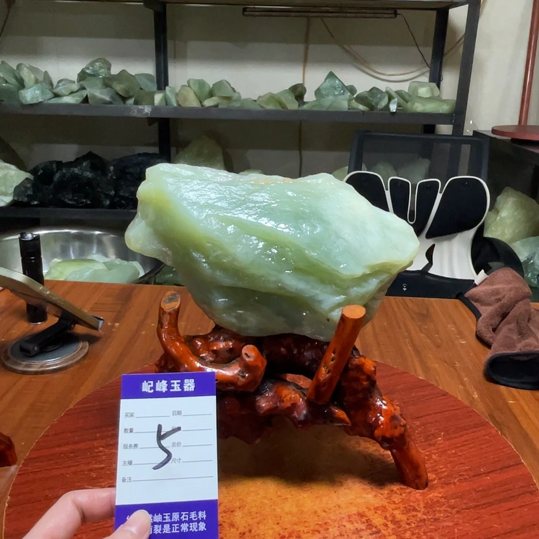 蛇纹石玉未镶嵌原石5