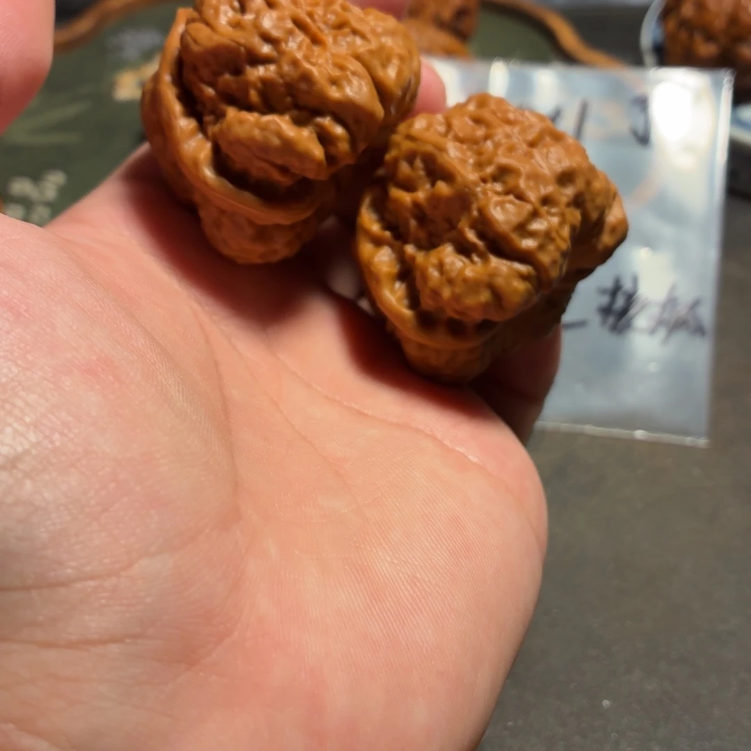 姓***强把件文玩核桃蛤蟆头A14