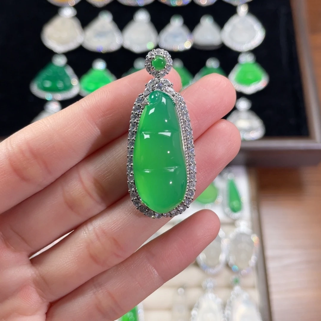 玛瑙/玉髓合金颈饰
