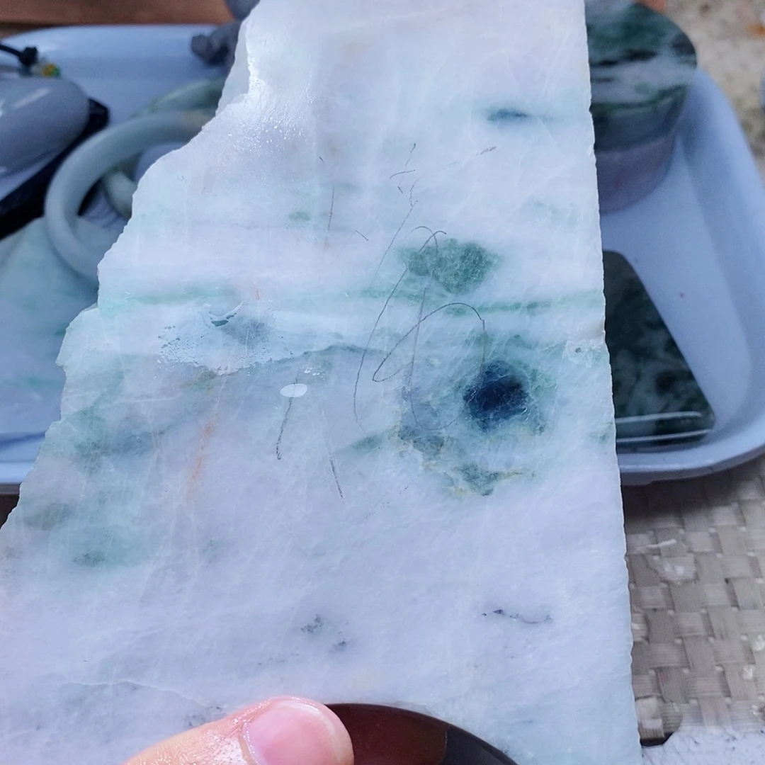 翡翠未镶嵌颈饰888