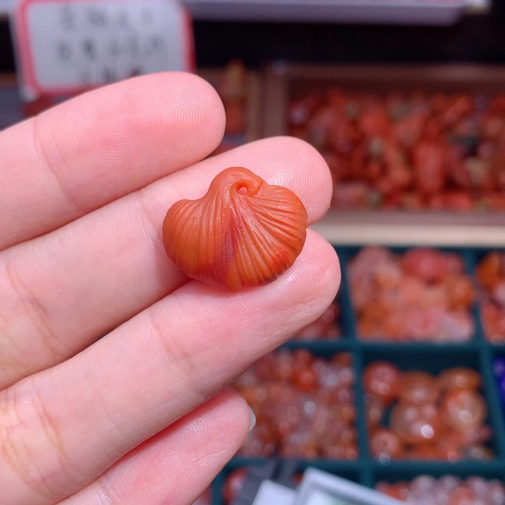 南红玛瑙未镶嵌南红包浆银杏