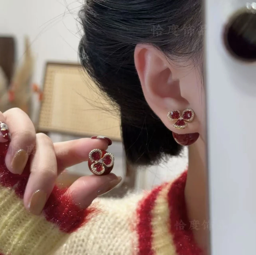 铜合金耳饰 一款两戴经典红色花朵珠珠耳钉