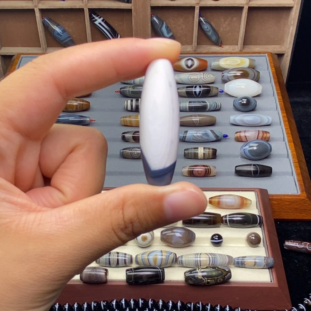 月***ɞ未镶嵌颈饰玛瑙/玉髓