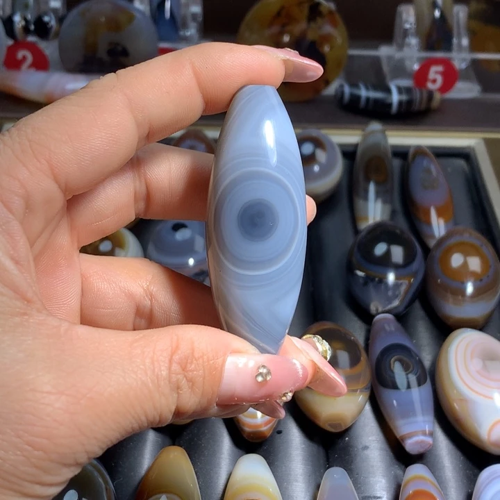 玛瑙/玉髓颈饰未镶嵌风***后吊坠