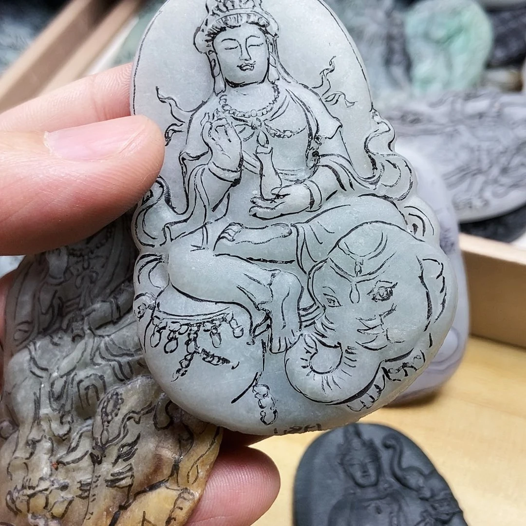 顺***然未镶嵌定制翡翠不j和v吧