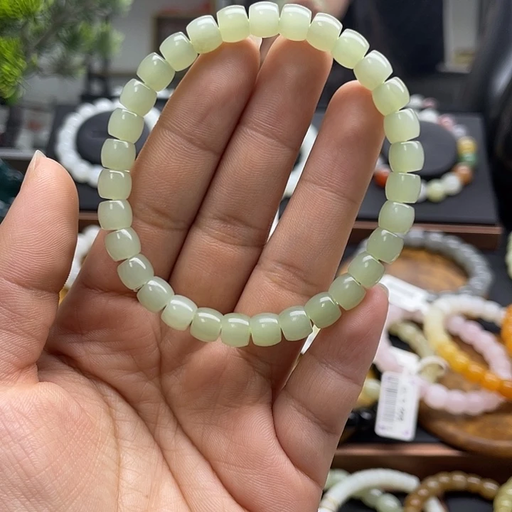 和田玉未镶嵌手串