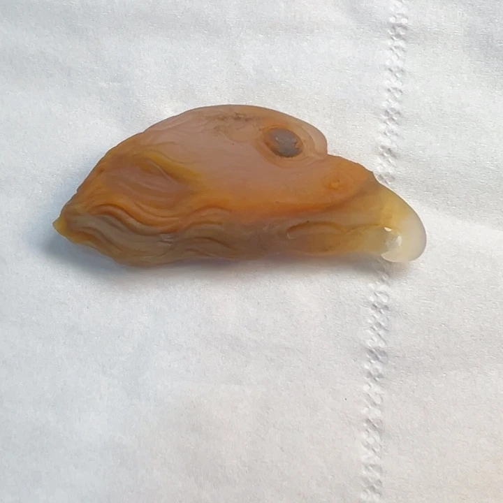 石英质玉（黄龙玉）颈饰未镶嵌