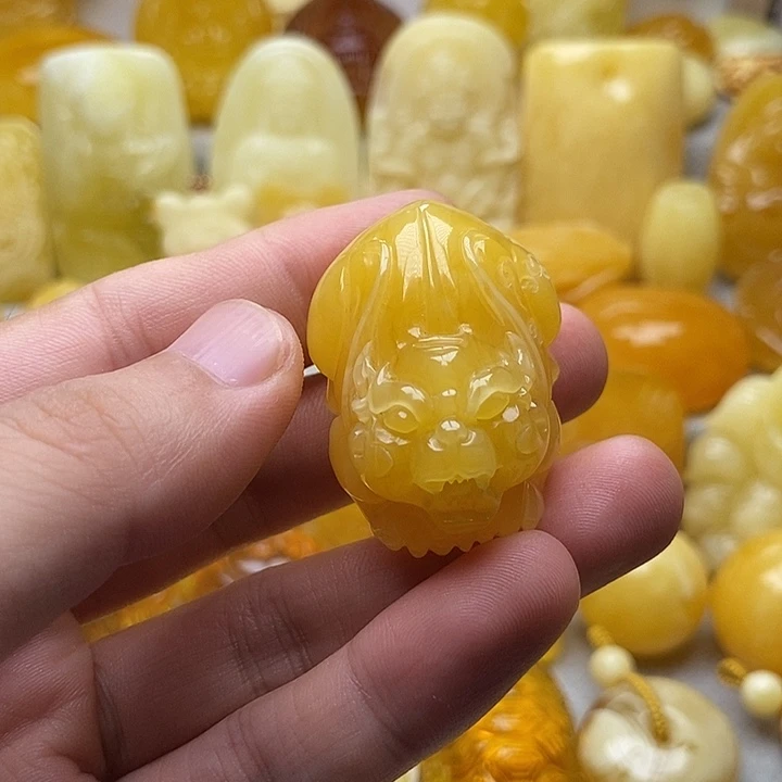 琥珀颈饰未镶嵌琥珀蜜蜡吊坠