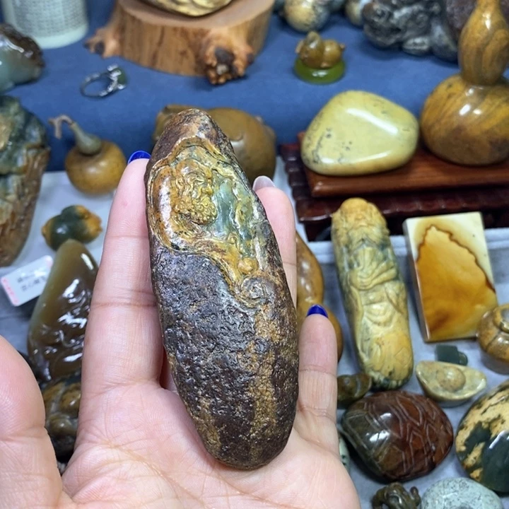 岫岩河磨玉（透闪石质玉）把件未镶嵌