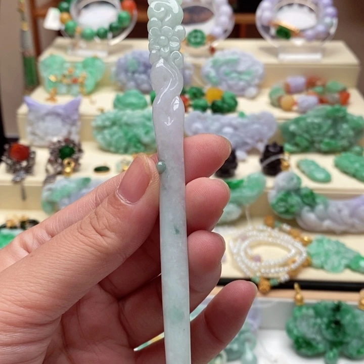 翡翠未镶嵌颈饰翡翠发簪