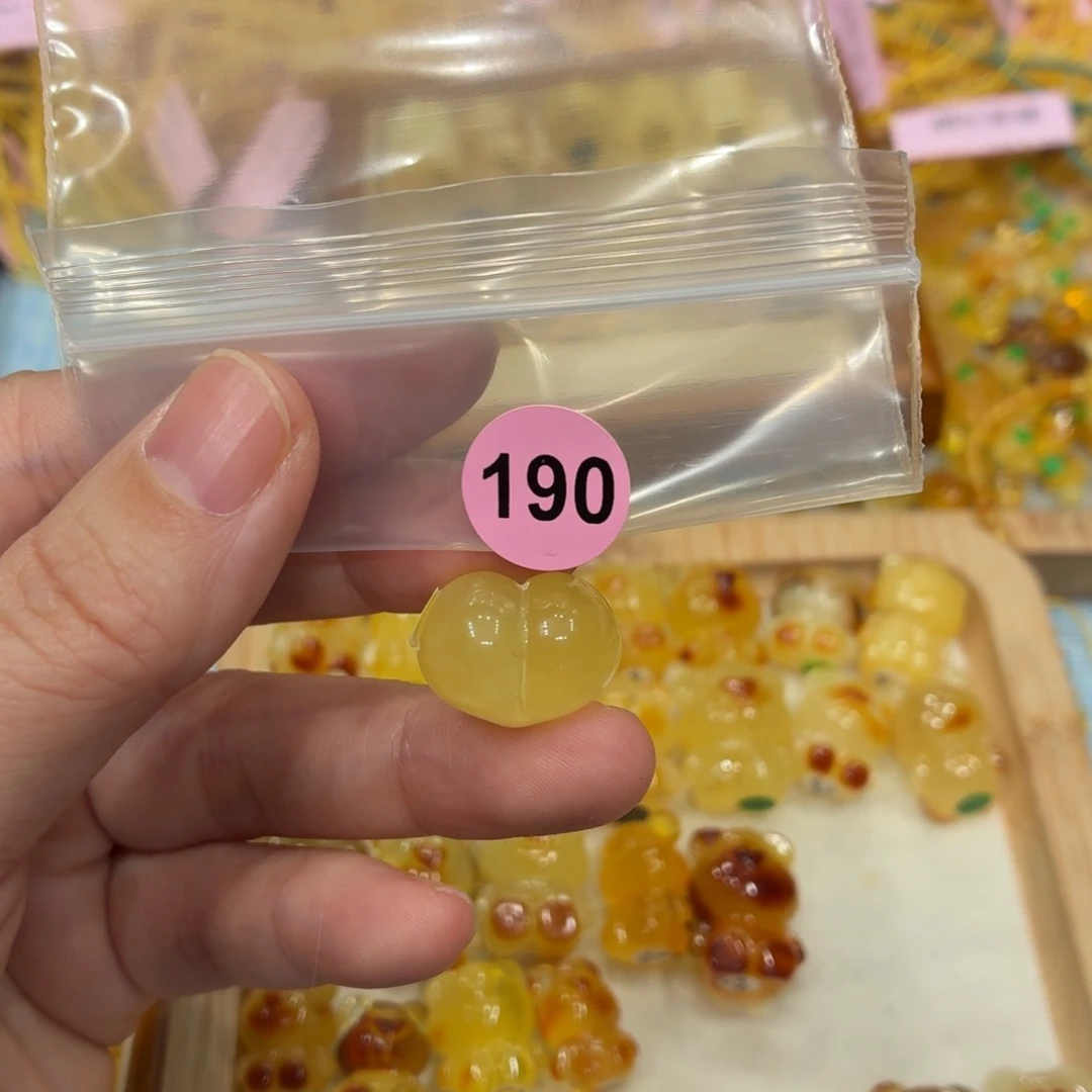 琥珀未镶嵌珠宝奇石