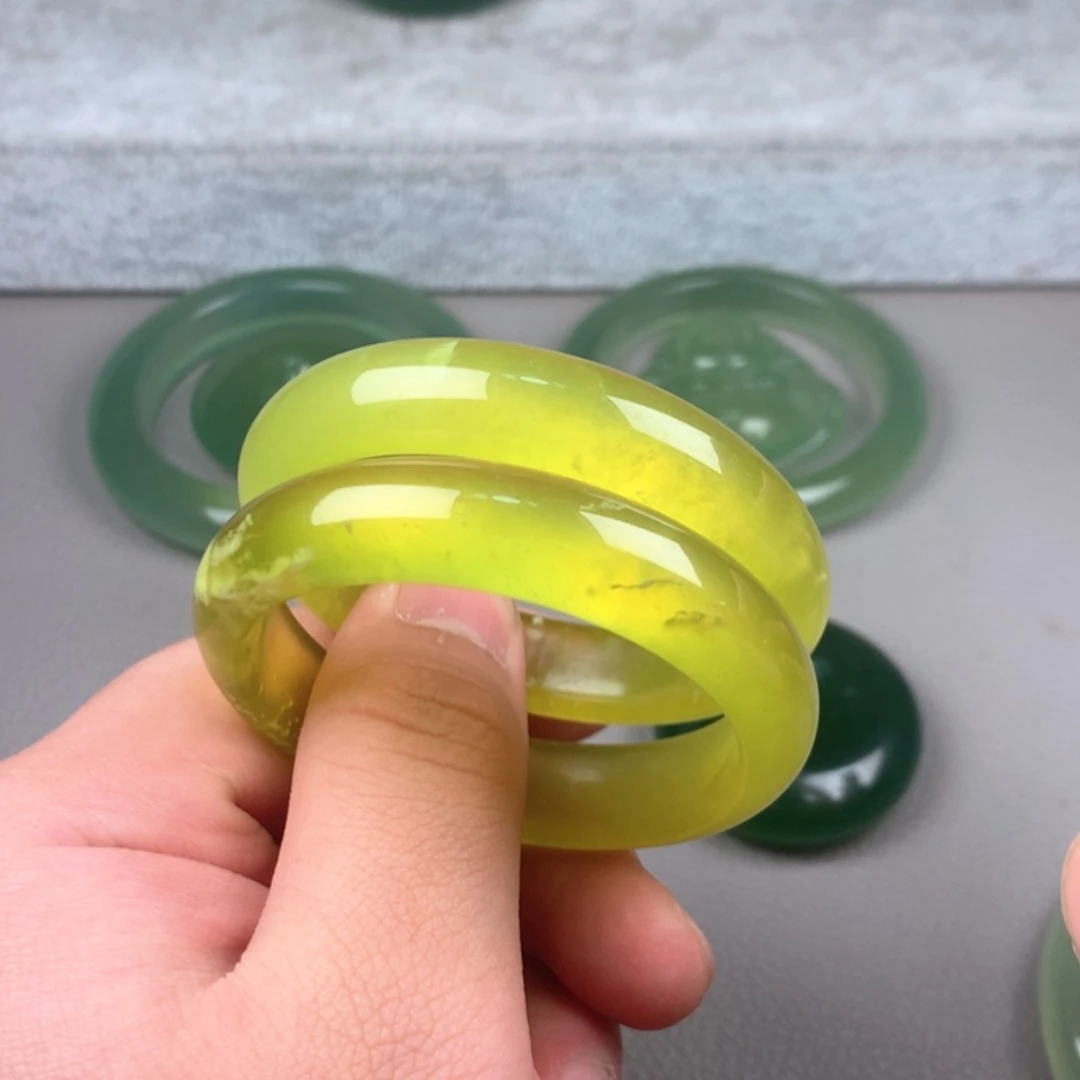 【闪购商品】未镶嵌蛇纹石玉岫玉