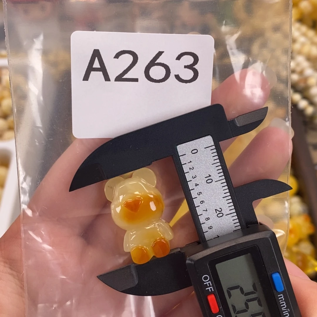 未镶嵌琥珀珠宝奇石