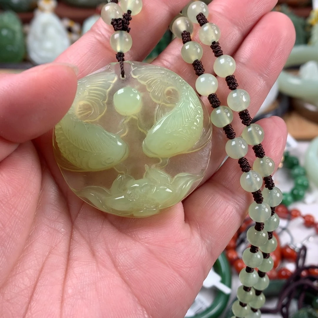 岫玉颈饰未镶嵌吊坠