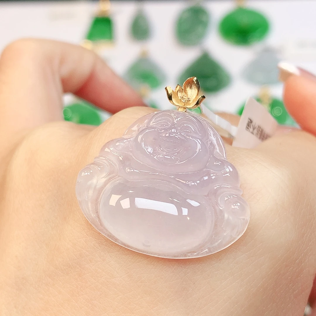 翡翠18K金镶嵌颈饰