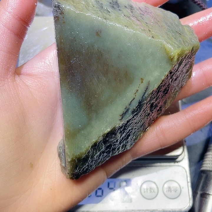 和田玉未镶嵌珠宝半成品