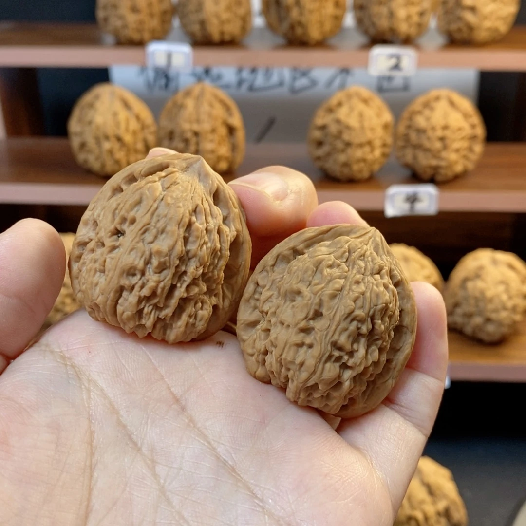 核桃把件男**@涿鹿南疆石核桃