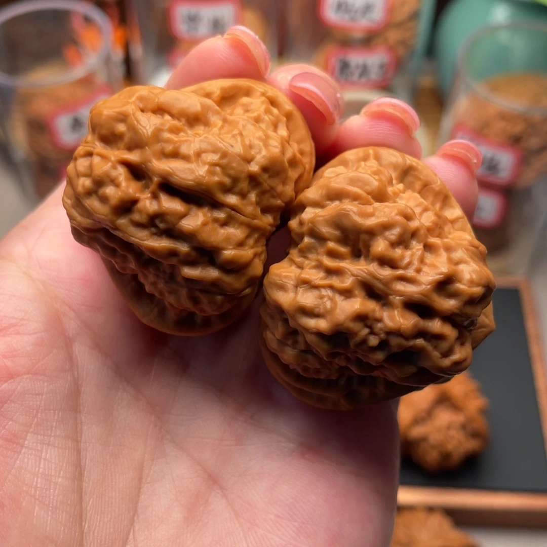 把件桃核正三角蛙4 +