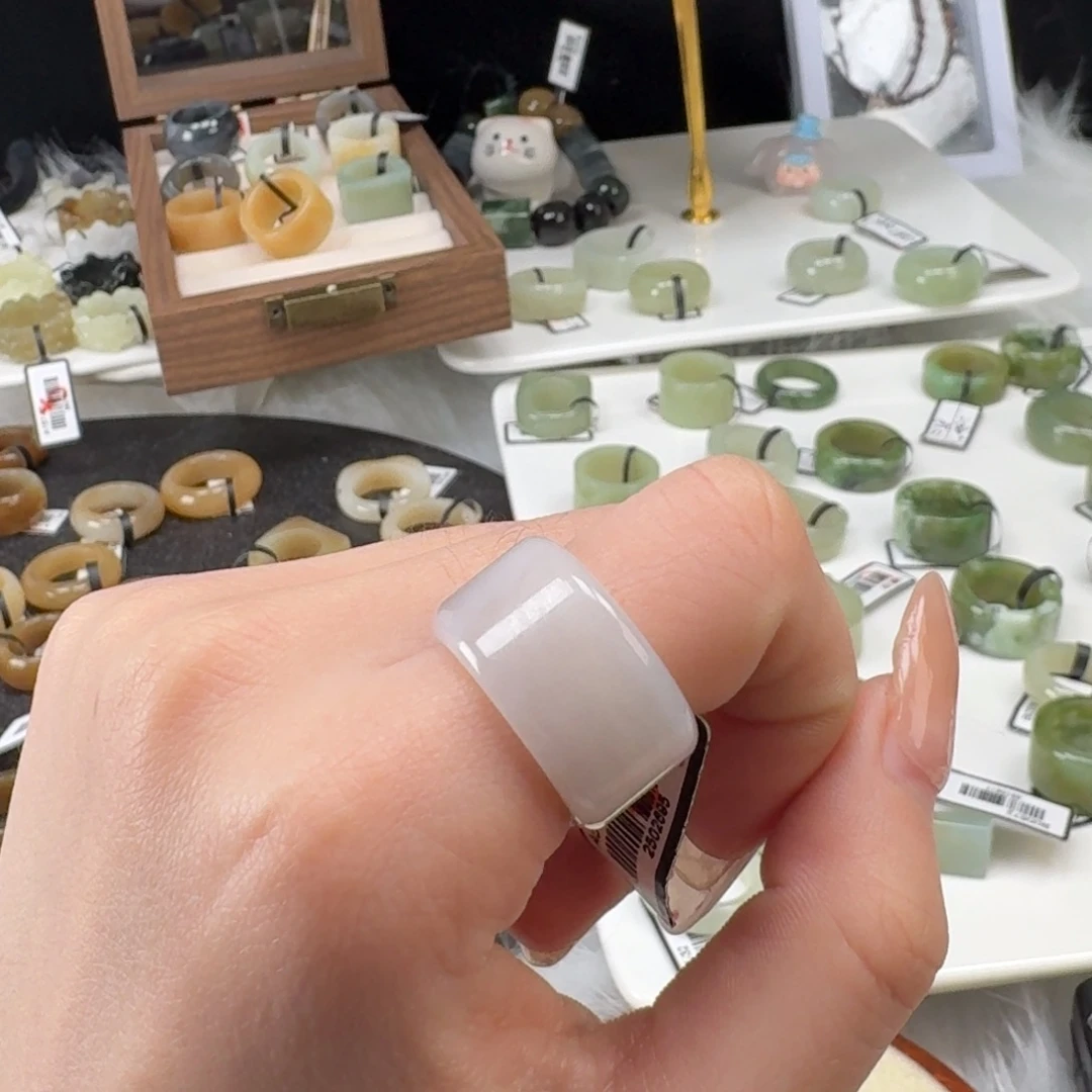 和田玉未镶嵌戒指o80浅紫桂花直切16.7